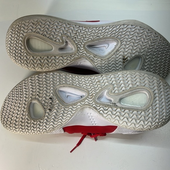 Nike Zoom Hyperdunk White Sneakers with Red Swoosh Size 16.5 - Picture 6 of 7